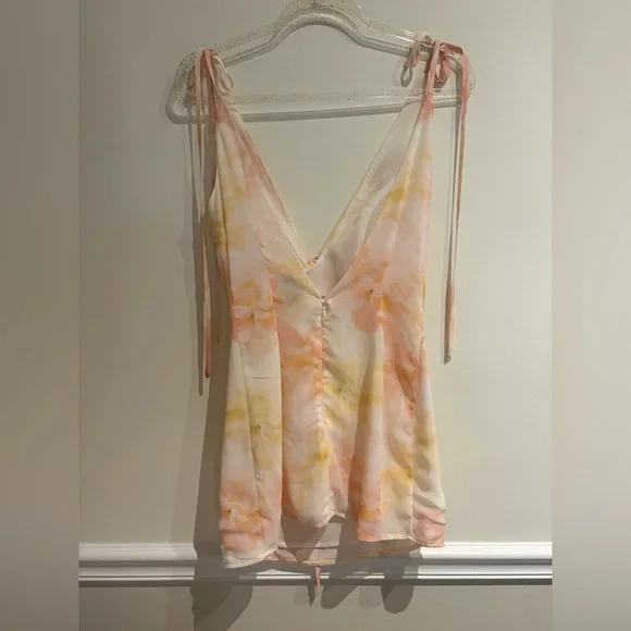 Peppermayo NWOT Alden Mini Dress in Floral Print Size Small US 4 - Picture 5 of 9